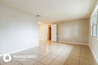 4031 Claremont Dr in New Port Richey, FL - Building Photo - Building Photo