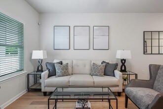 114 Brookline Wy, Unit Apt 212 in Centerville, GA - Building Photo - Building Photo
