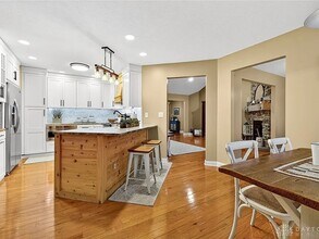 5815 Elk Creek Rd in Middletown, OH - Building Photo - Building Photo