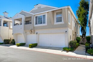 11894 Scripps Creek Dr in San Diego, CA - Building Photo