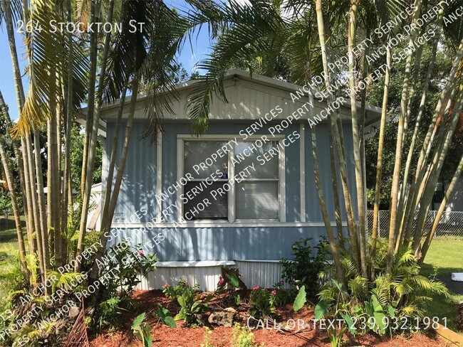 264 Stockton St in North Fort Myers, FL - Building Photo - Building Photo