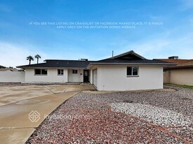 3105 S Jentilly Ln in Tempe, AZ - Building Photo