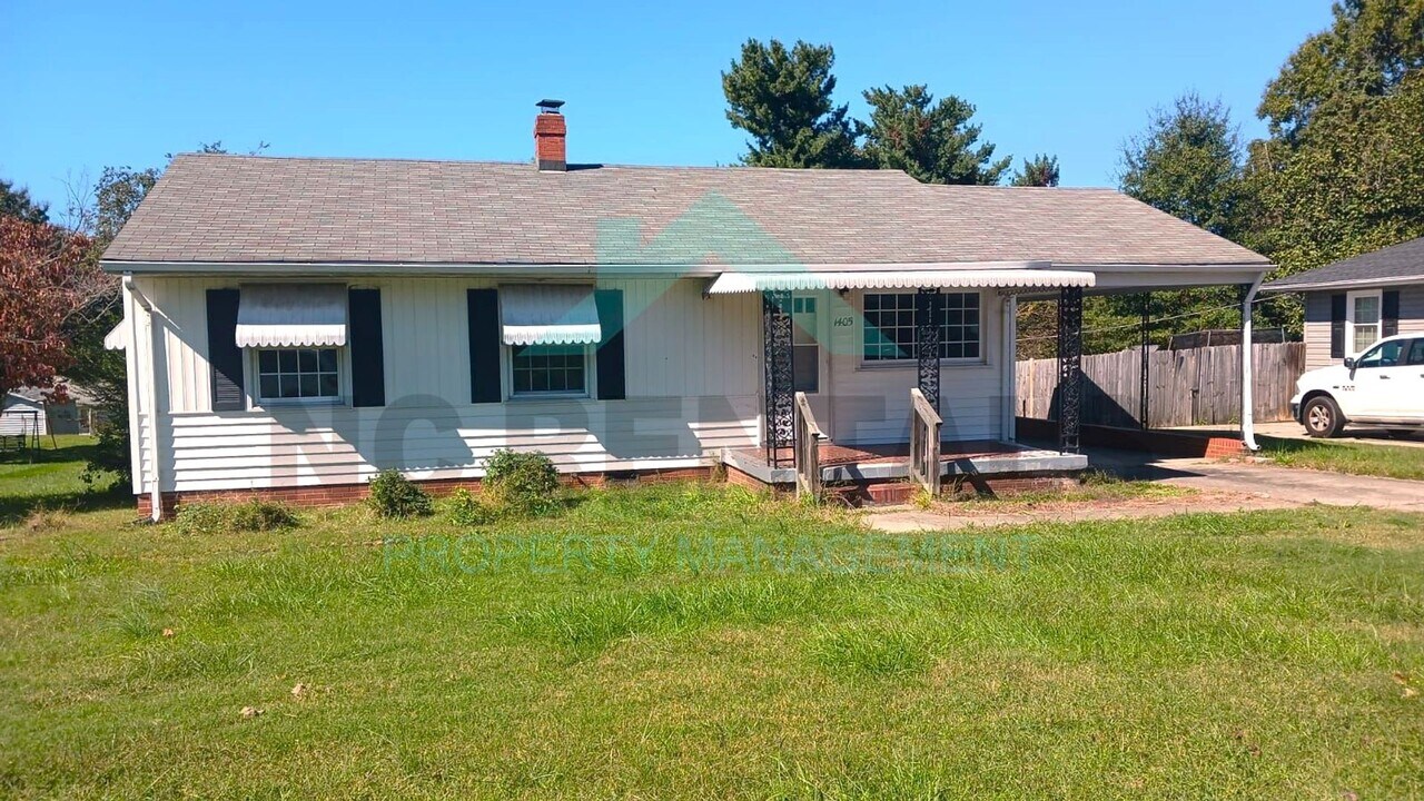 1405 Vine St in Greensboro, NC - Building Photo