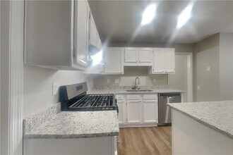 2080 Bankston Cir in Snellville, GA - Building Photo - Building Photo