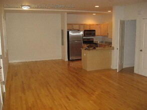 108 2nd St, Unit 12T in Cambridge, MA - Foto de edificio - Building Photo
