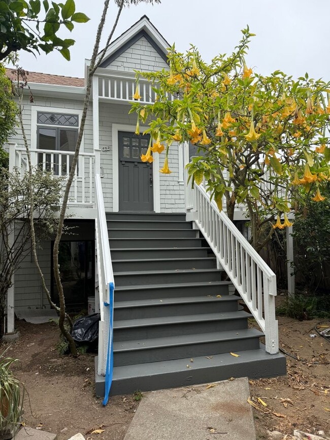 property at 462 21st Ave