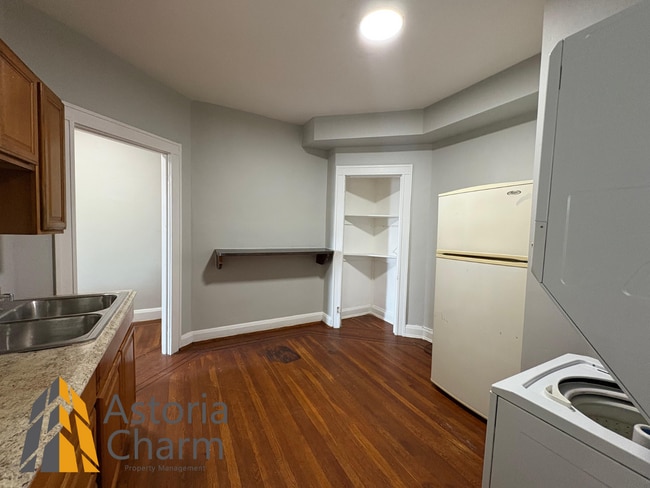 2756 Pelham Ave in Baltimore, MD - Building Photo - Building Photo