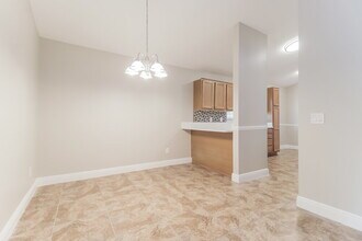 1001 Manigan Ave in Oviedo, FL - Building Photo - Building Photo
