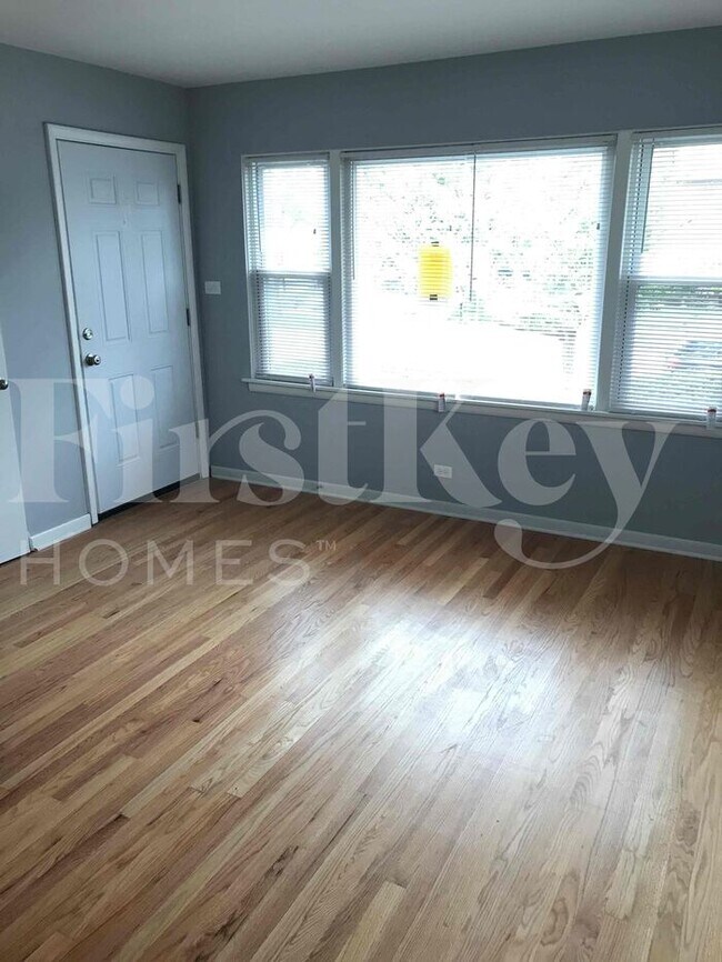 1407 Evers Ave in Westchester, IL - Building Photo - Building Photo