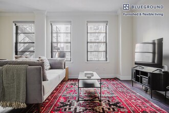 200 E Chestnut St, Unit SI FL10-ID1156 in Chicago, IL - Building Photo - Building Photo