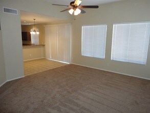 2138 S Compton in Mesa, AZ - Foto de edificio - Building Photo