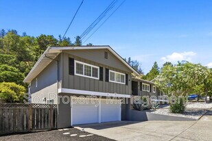 67 Elizabeth Way in San Rafael, CA - Building Photo