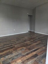 98 Garfield St in Natrona Heights, PA - Foto de edificio - Building Photo