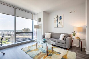 405 Atlantic St in Stamford, CT - Building Photo