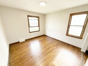 2817 Tuxedo Ave in Parma, OH - Building Photo - Building Photo