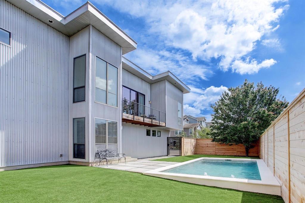705 Nicholson St in Houston, TX - Building Photo