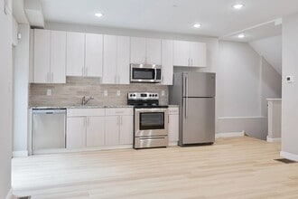 616 N 40th St, Unit B in Philadelphia, PA - Foto de edificio - Building Photo
