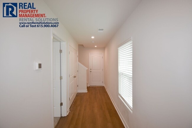 1208 Foxton Ln in Nashville, TN - Building Photo - Building Photo
