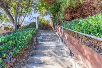 2722 Reynard Way in San Diego, CA - Building Photo - Building Photo