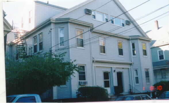 32 Parker St in Cambridge, MA - Building Photo