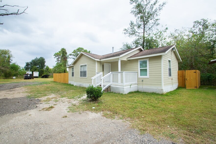 1622 Mansfield St, Unit 22 in Houston, TX - Building Photo