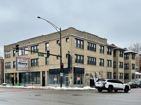 2405 W Wilson Ave in Chicago, IL - Building Photo