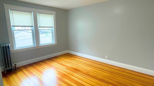 25 Hazel St, Unit 2