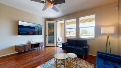 12848 Palm St, Unit GARDEN GROVE in Garden Grove, CA - Building Photo - Building Photo