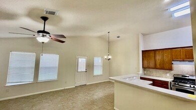 5609 Walid Ln in Rosenberg, TX - Building Photo - Building Photo