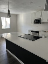 1601 Pennsylvania St NE, Unit U9 in Albuquerque, NM - Building Photo - Building Photo