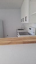 3211 S Heritage Way in Las Vegas, NV - Building Photo - Building Photo