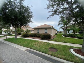 3513 Valleyview Dr in Kissimmee, FL - Building Photo - Building Photo