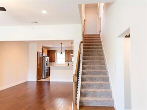 321 Tinker Trail in Burleson, TX - Building Photo - Building Photo