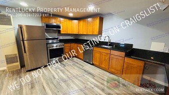 19714 Ashworth Ave N in Shoreline, WA - Building Photo