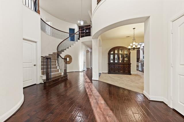 property at 15520 Mayflower Trail