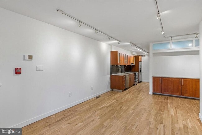 530 S 15th St in Philadelphia, PA - Building Photo - Building Photo