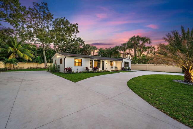 2312 Idlewild Rd in Palm Beach Gardens, FL - Building Photo - Building Photo