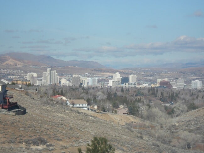 3033 Cashill Blvd in Reno, NV - Building Photo - Building Photo