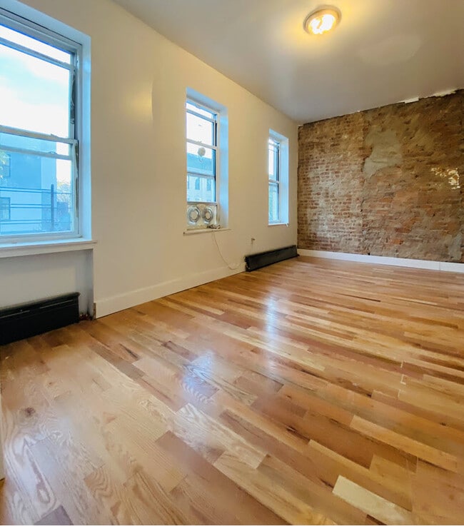 273 Sumpter St, Unit 2