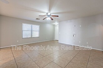 8166 E Onza Ave in Mesa, AZ - Building Photo - Building Photo