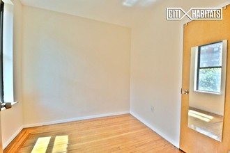 505 W 122nd St-Unit -43 in New York, NY - Building Photo - Building Photo