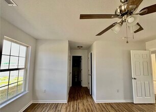 12013 Lewis Dr in Sellersburg, IN - Building Photo - Building Photo