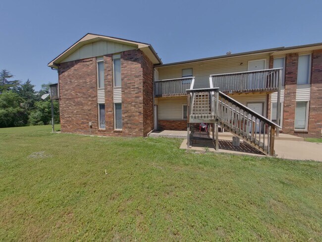 property at 117 N Brunswick St