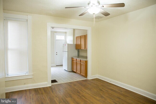 3142 Wilkens Ave photo'