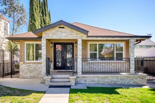 1016 Linden Ave in Glendale, CA - Building Photo