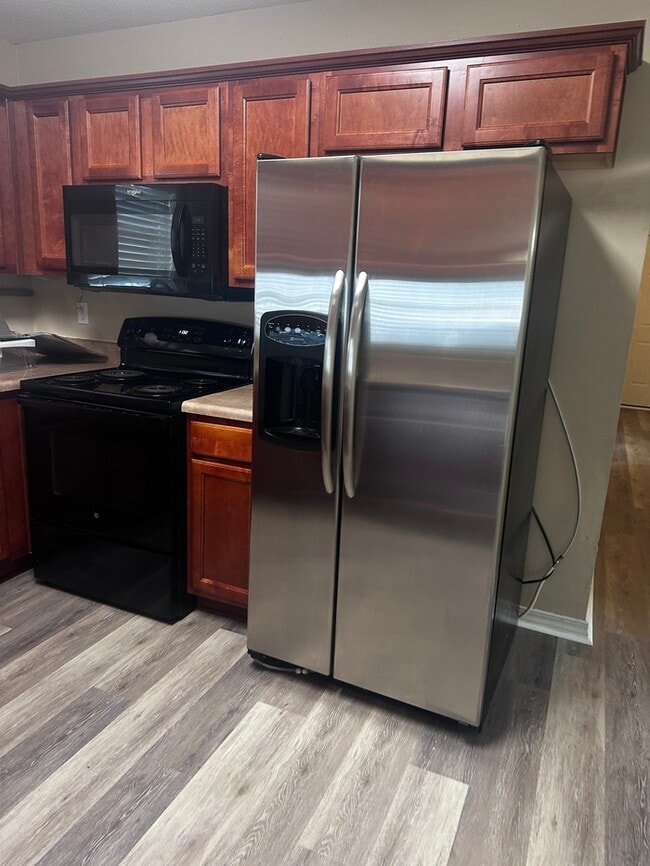 3111 Flintlock Dr in Pensacola, FL - Building Photo - Building Photo