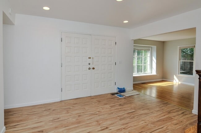 3187 Plymouth Rd in Ann Arbor, MI - Building Photo - Building Photo