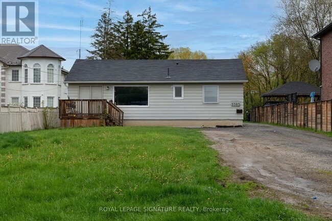 property at 5385 Durie Rd