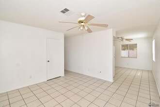 1933 S 17th Ave in Yuma, AZ - Building Photo - Building Photo