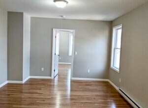 209 S Meadow St in Ithaca, NY - Building Photo - Building Photo